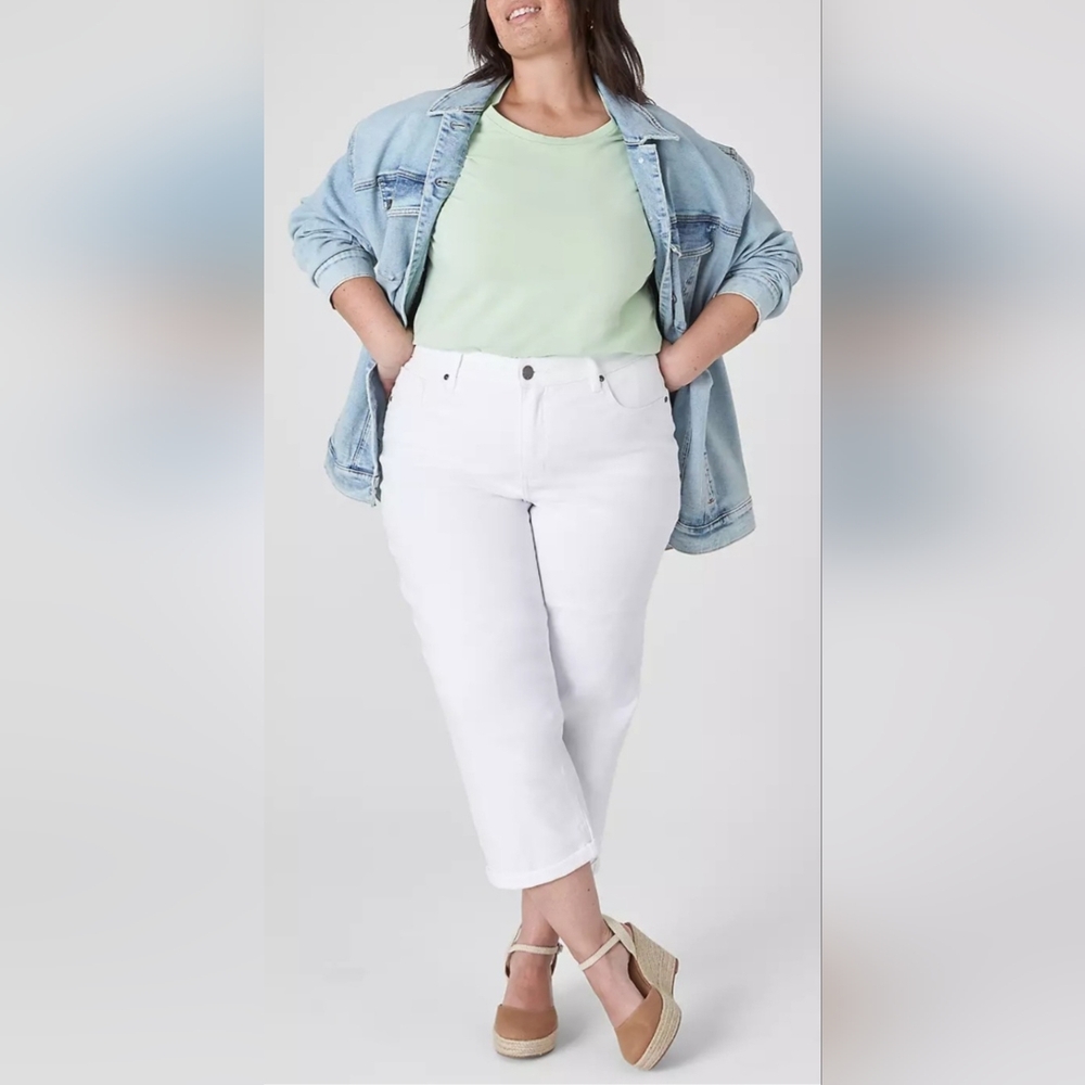 Lane Bryant Women's Plus Size Boyfriend Capri Pants White Stretch Cotton 26-28